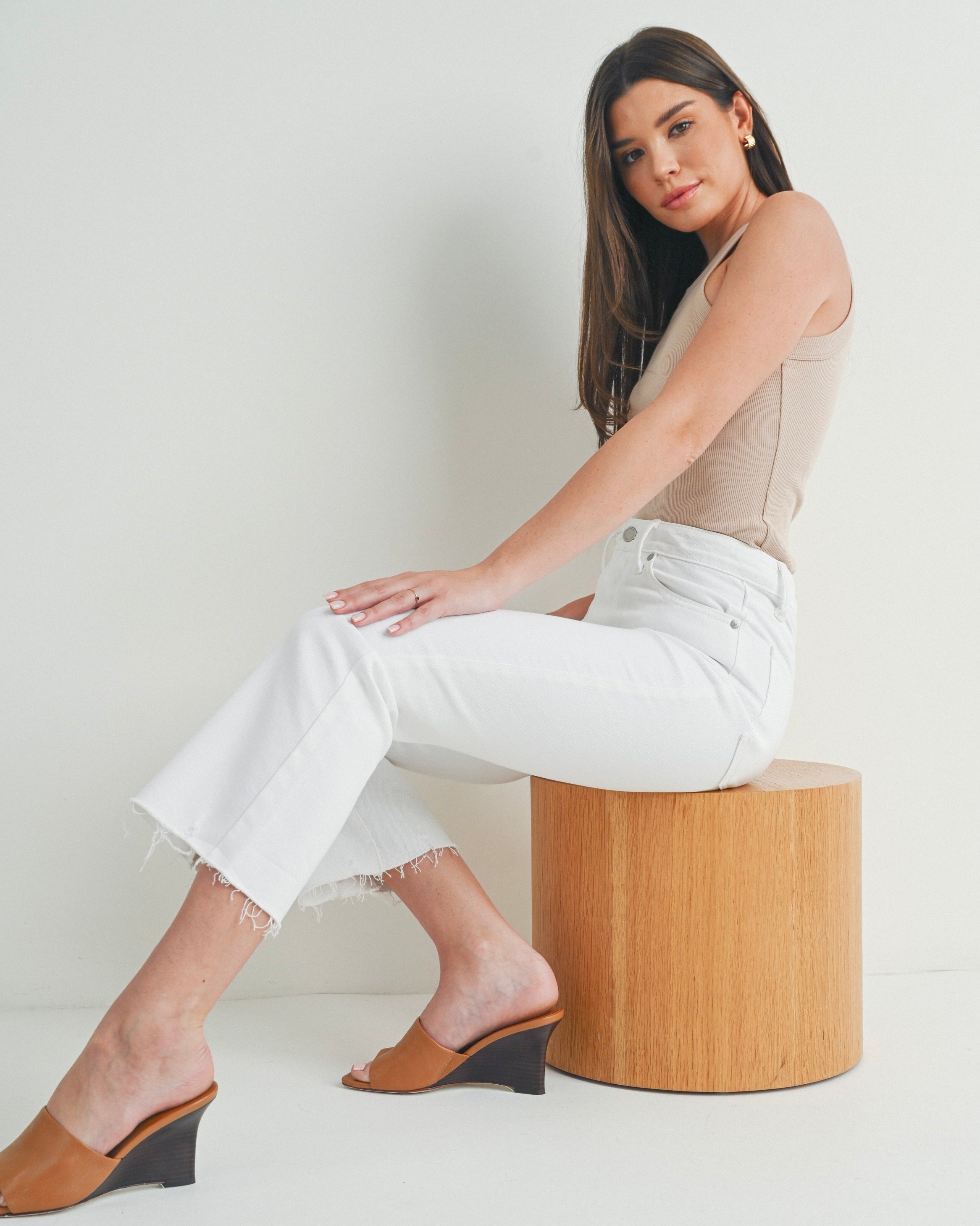 ON MY WAY WHITE CROPPED FLARES