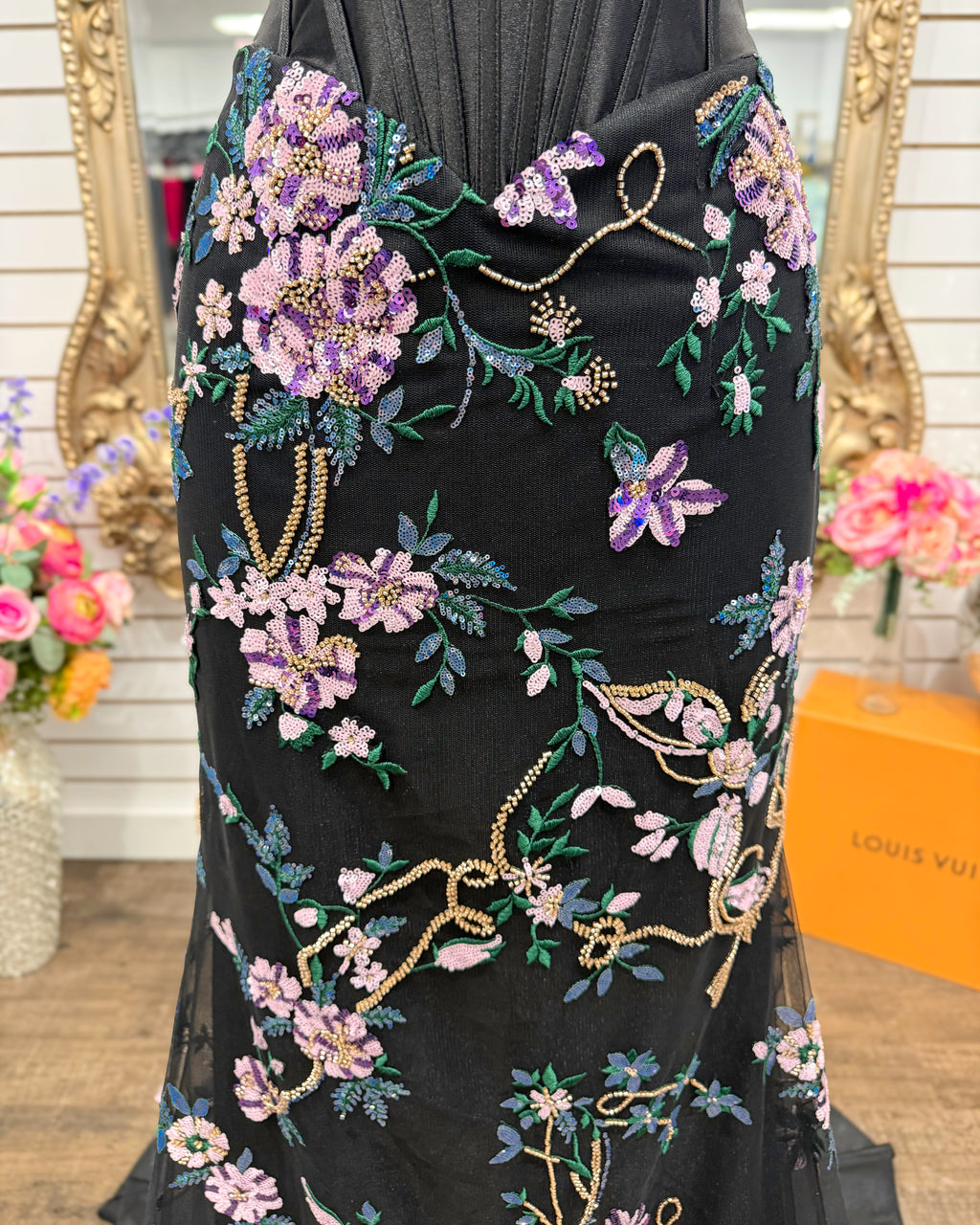 AVA PRESLEY ONE-OF-A-KIND 2740