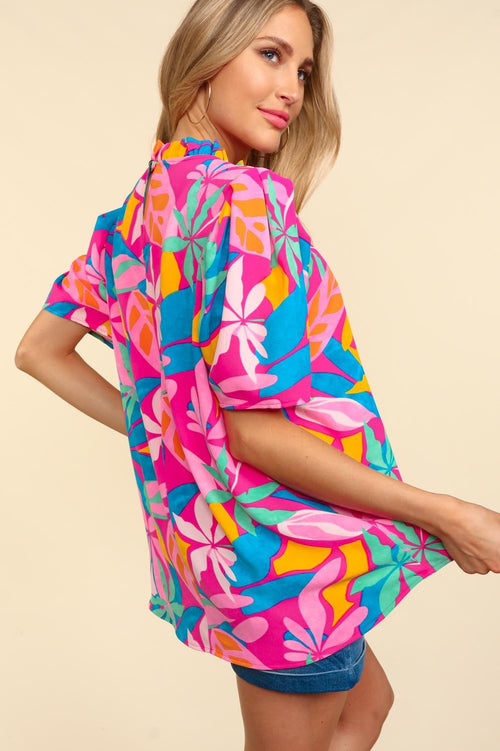 "ALOHA" TROPICAL PRINTED TOP