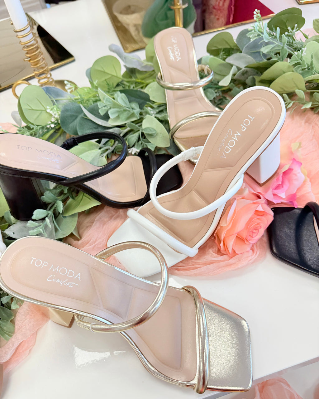 DOUBLE STRAP SLIP ON BASIC HEEL