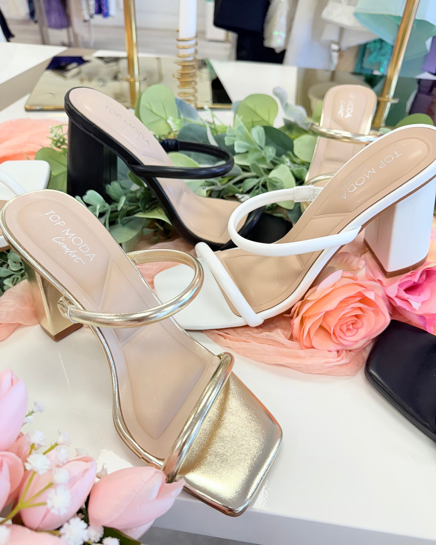 DOUBLE STRAP SLIP ON BASIC HEEL