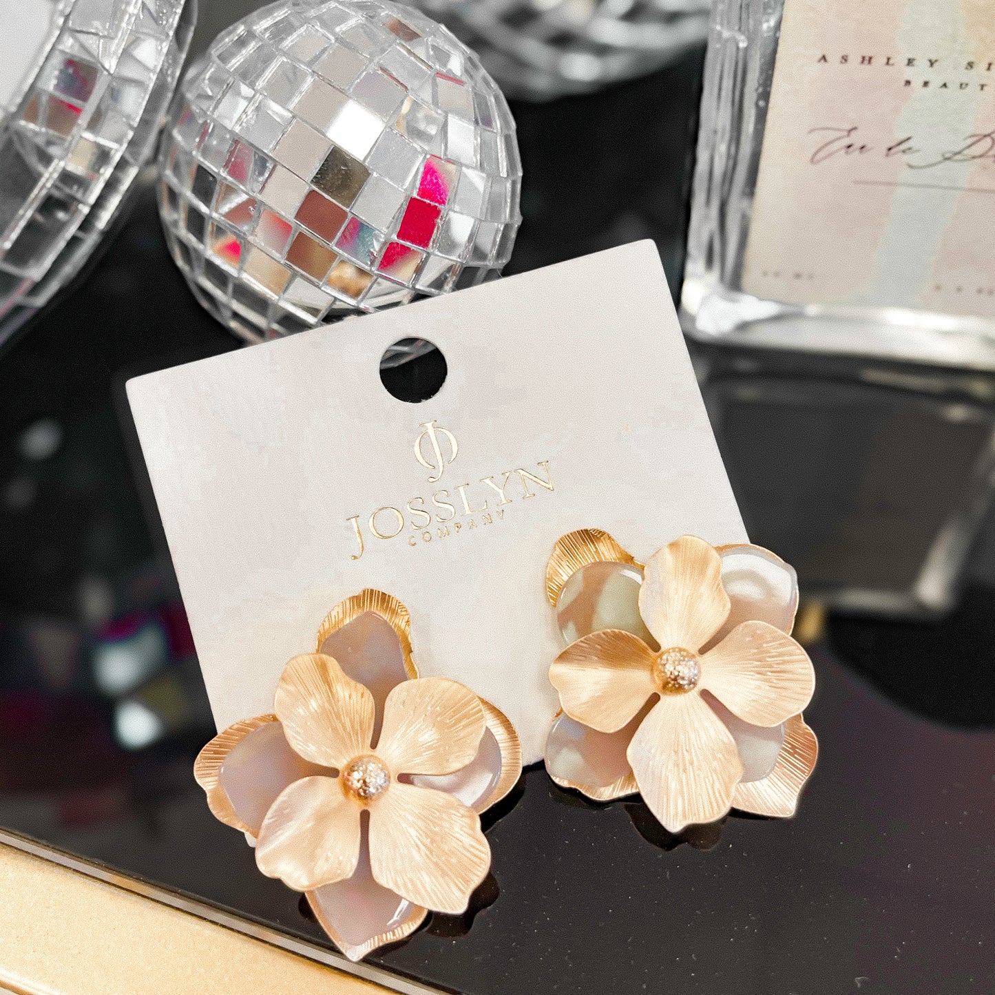 GOLD MOTHER OF PEARL FLORAL STUD EARRINGS