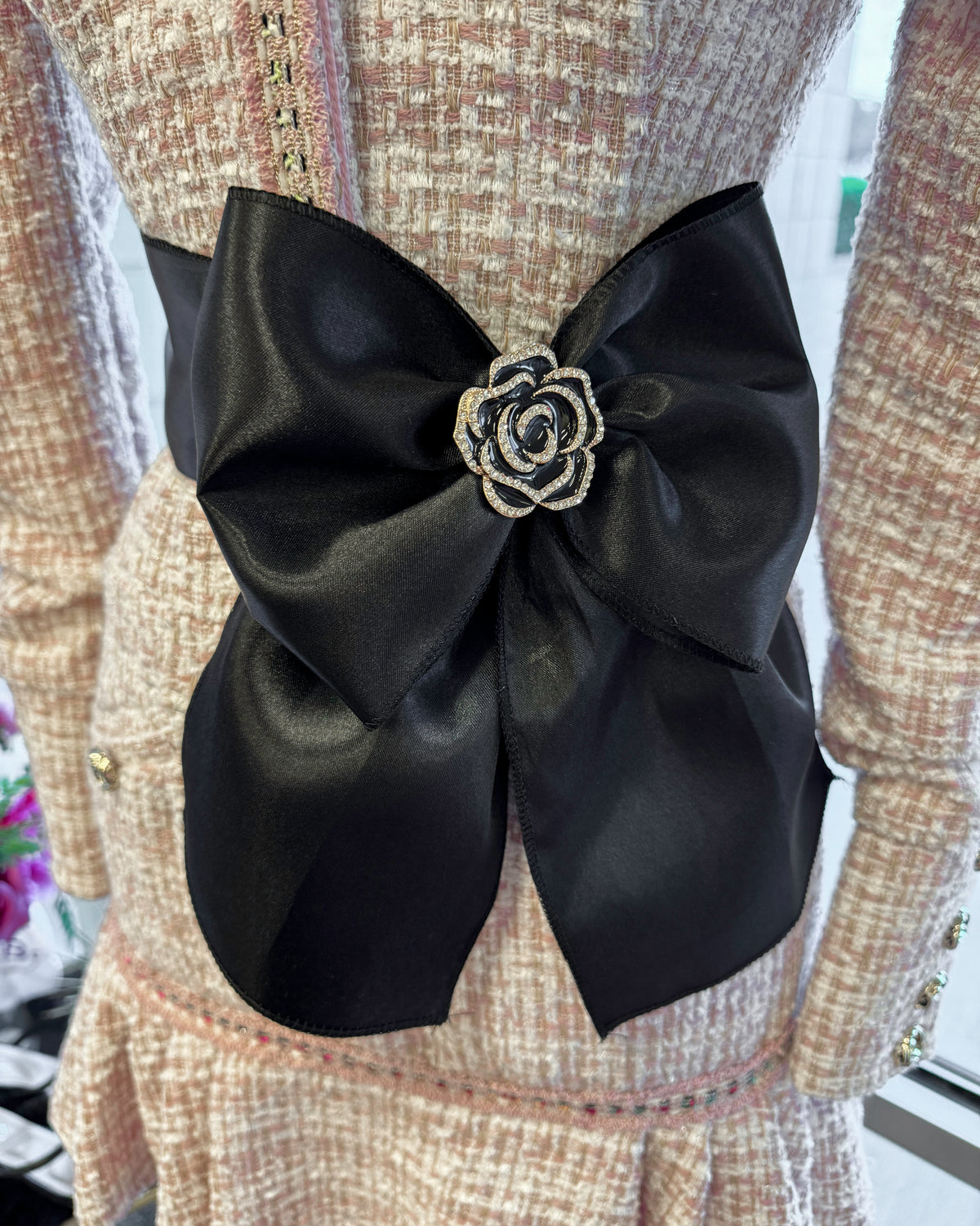 BLACK SATIN SASH W/ PREMADE BOW