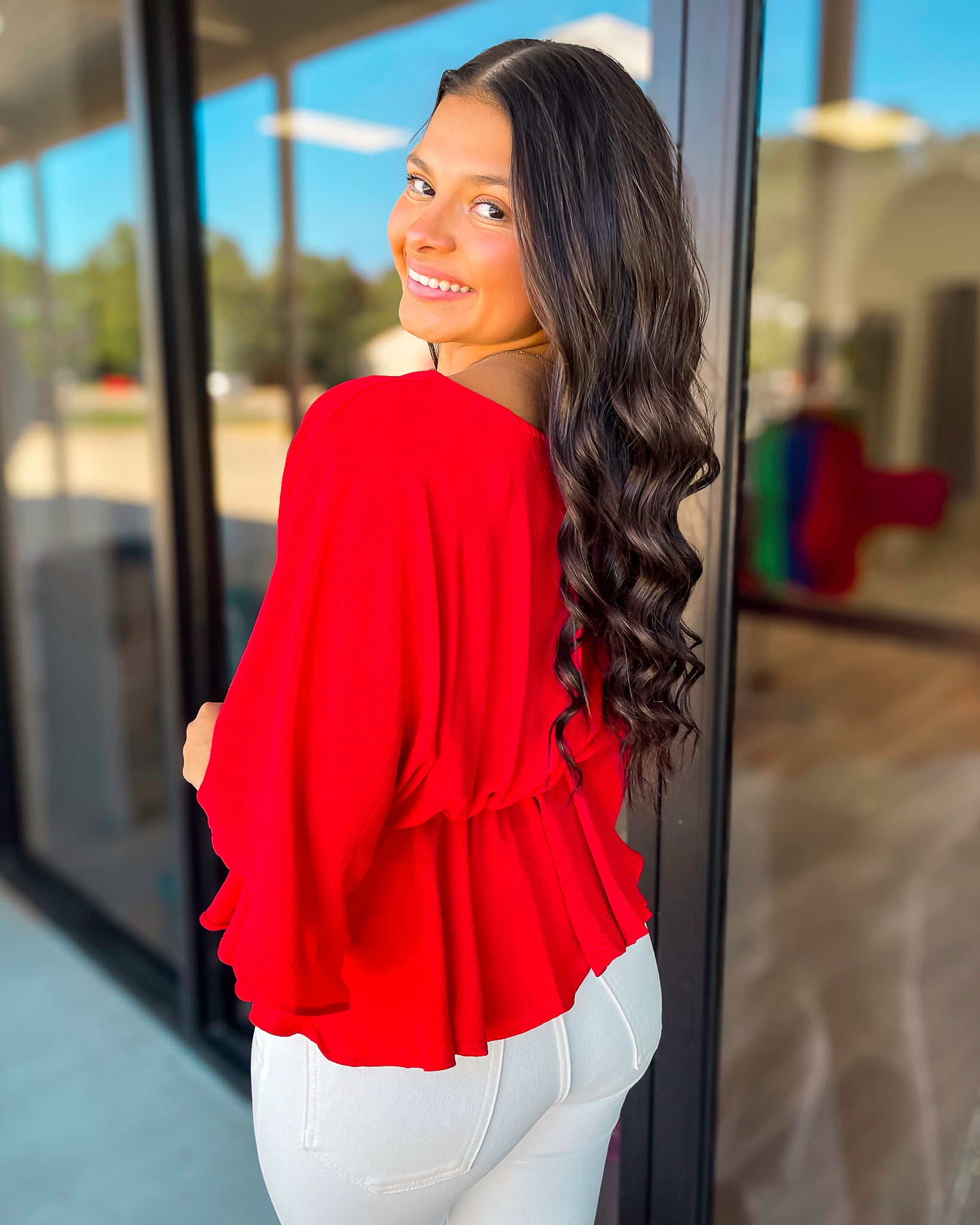 V NECK FLOUNCE TOP