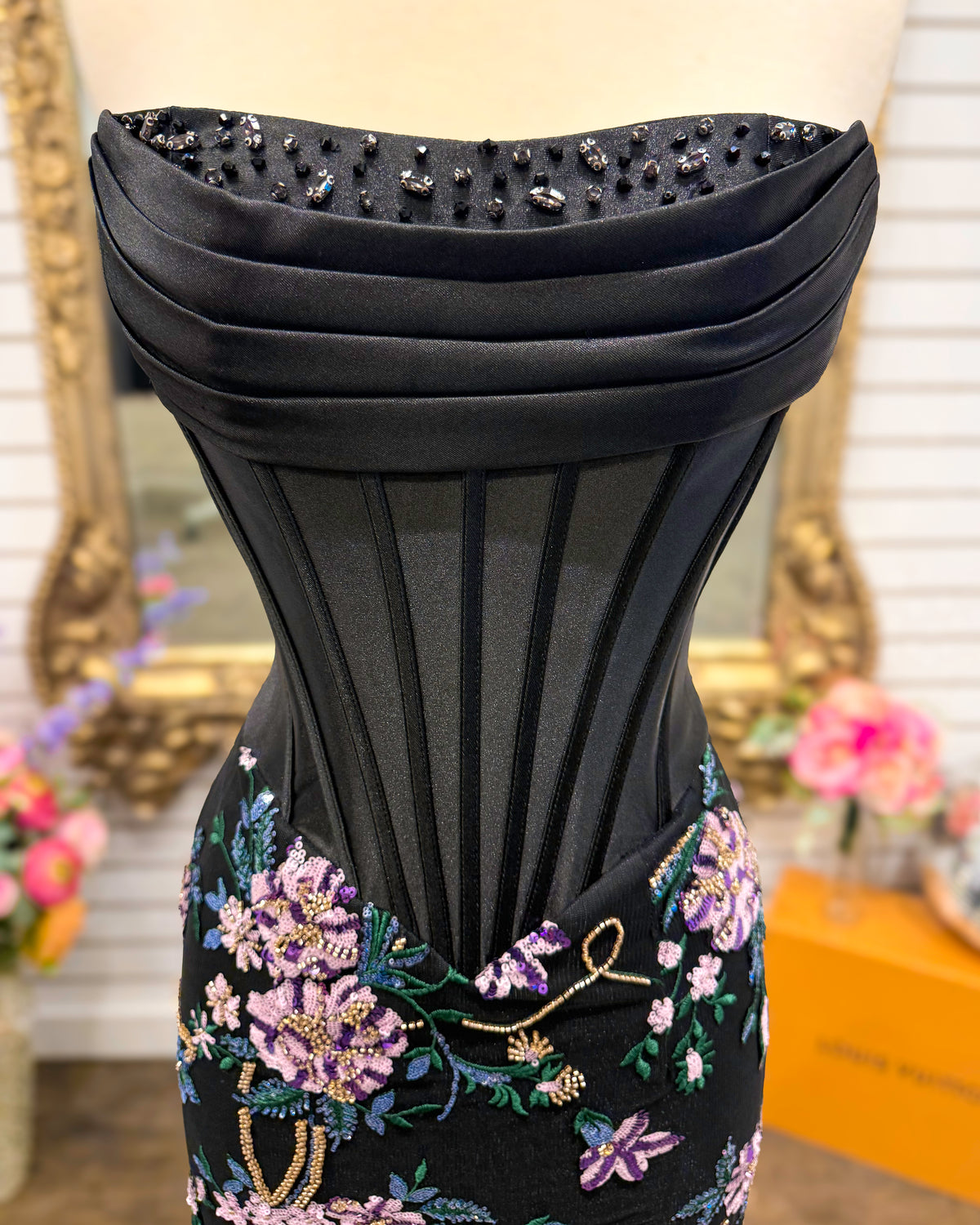 AVA PRESLEY ONE-OF-A-KIND 2740